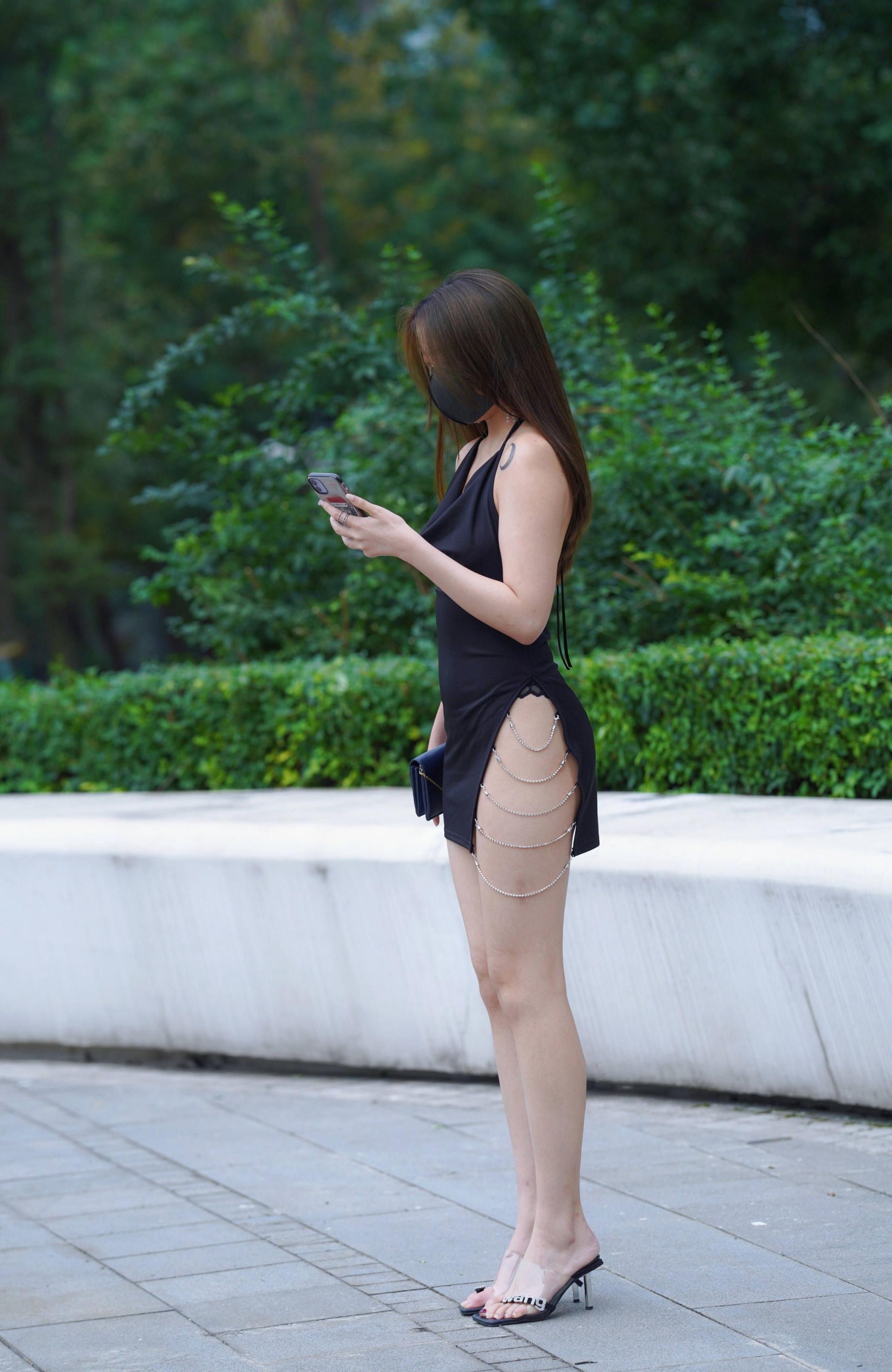 连衣裙妹妹的小性感，完美！[26P]