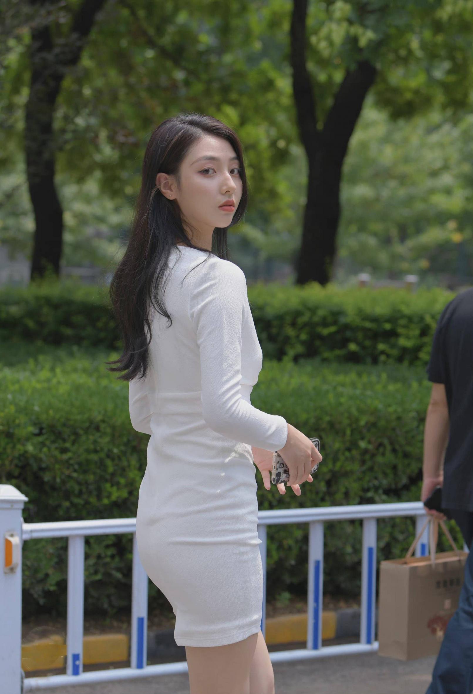 小姐姐身材真不错[27P]
