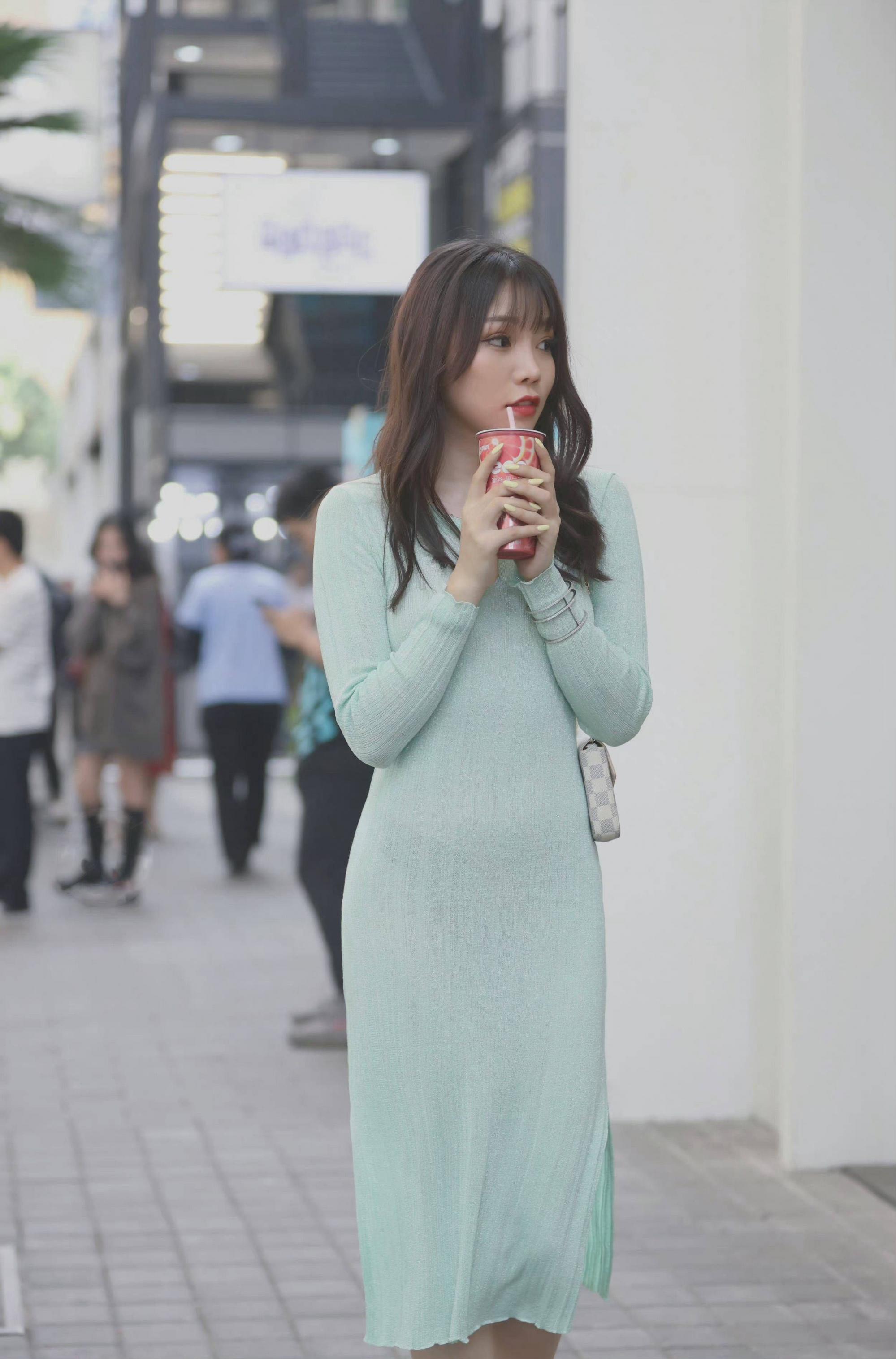 小姐姐身材真不错[27P]