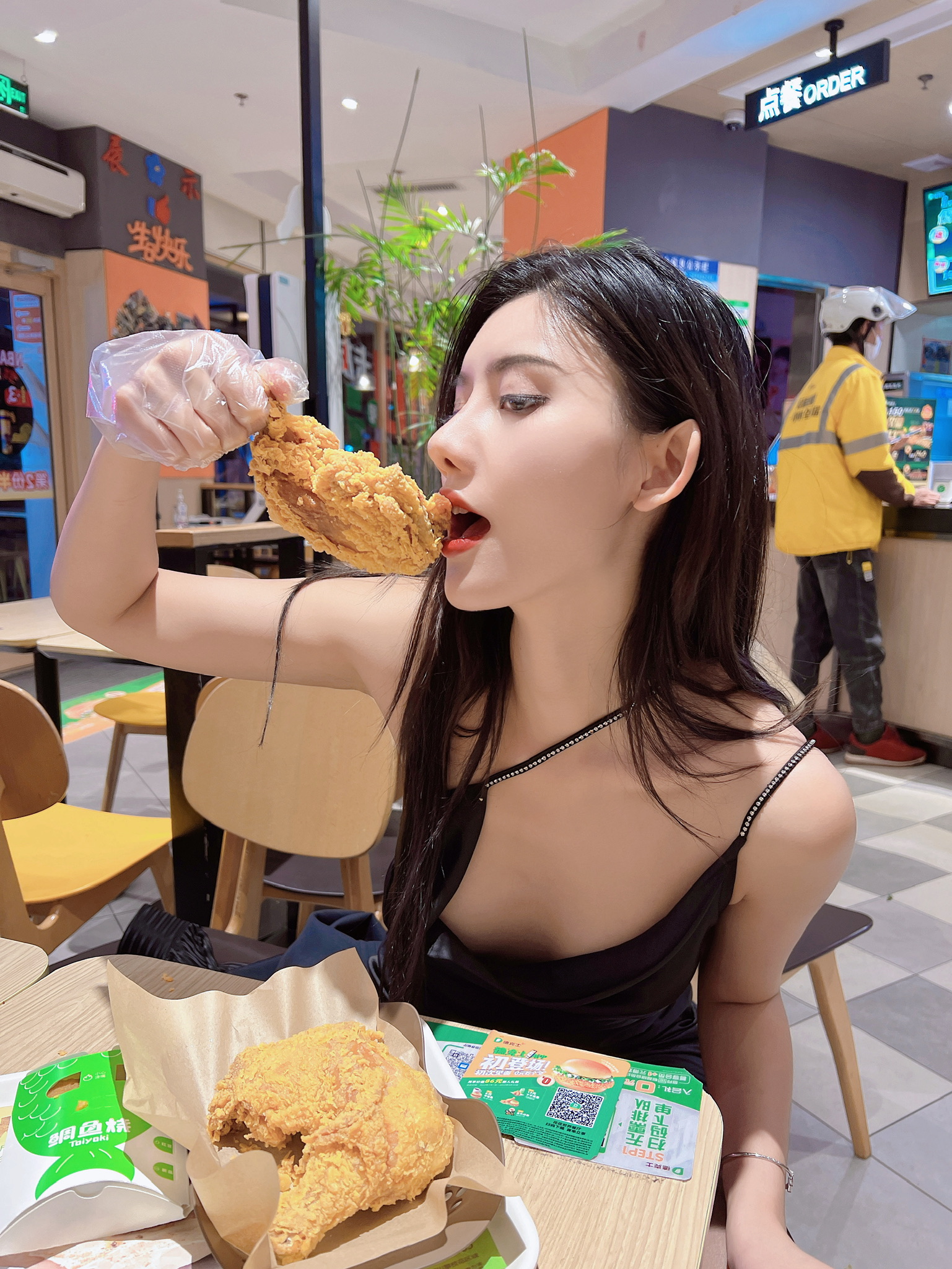 就是阿朱啊丝袜美腿 20250604
