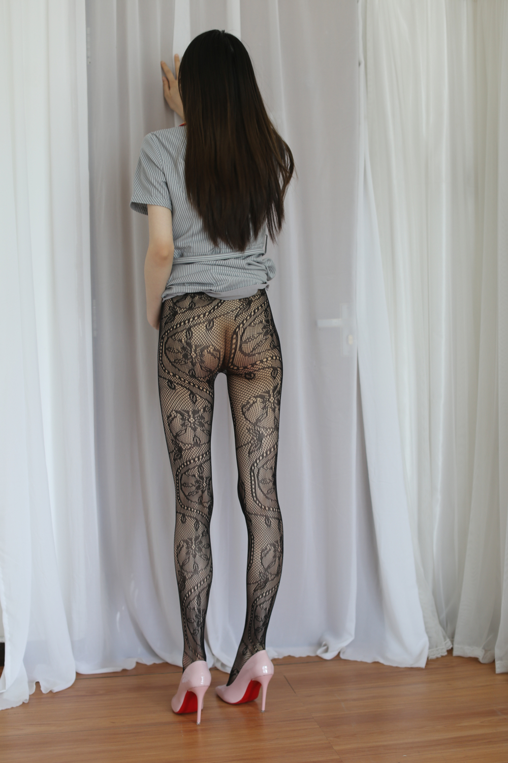 气质女神绝美丝袜美腿