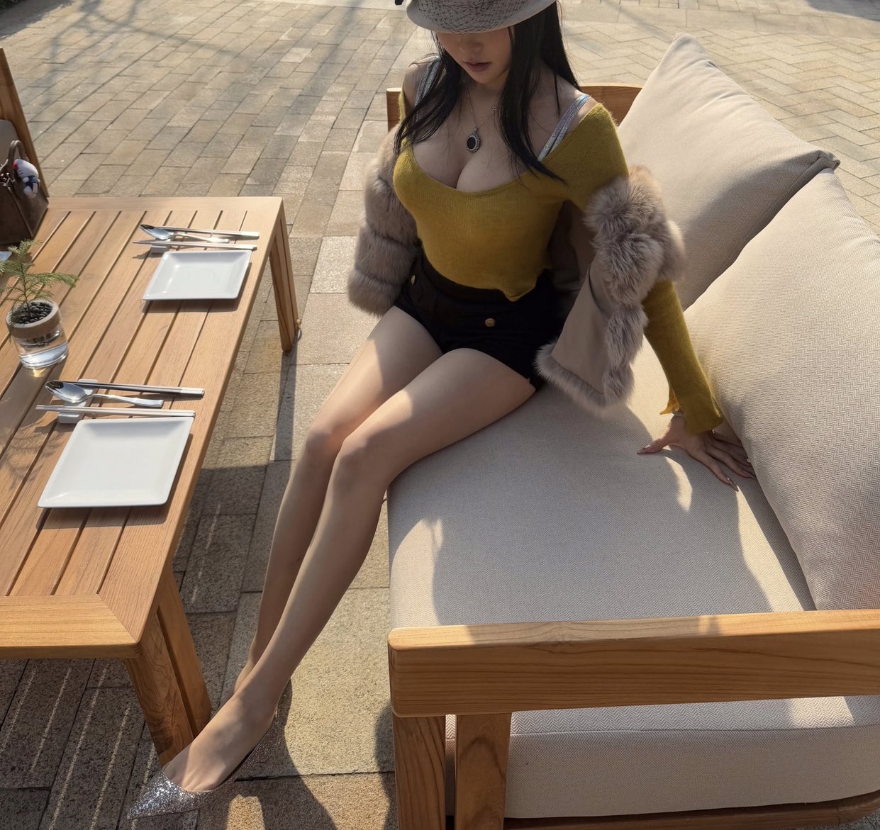 醉美是少妇的翘臀和酥胸 20250604