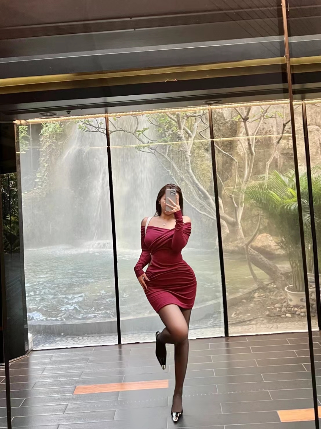 美女洁己媚态极致