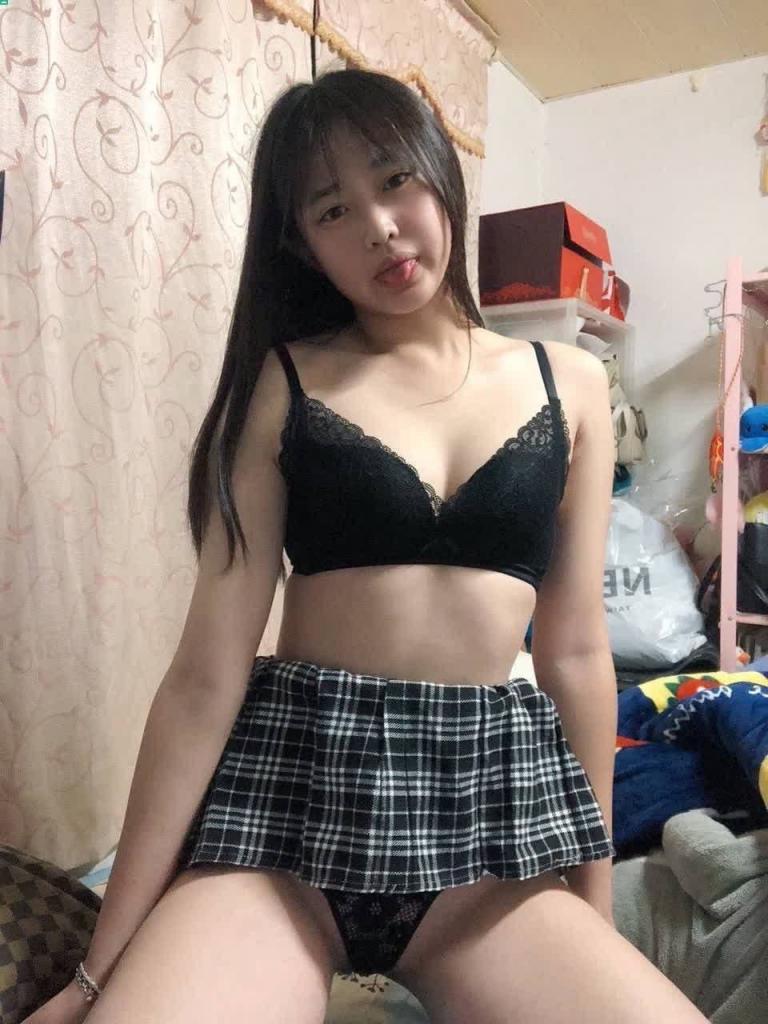 [小母狗]大学生 - 年轻的身体就是好