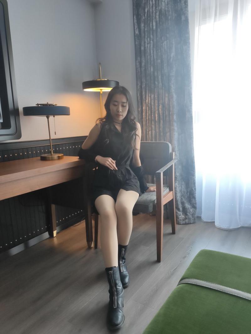 这腿看起来舒服