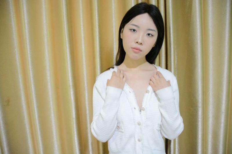 娇嫩小妹娘