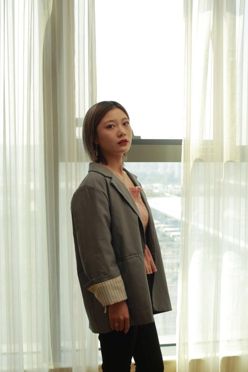良家衣服脱掉衣服漏出奶子