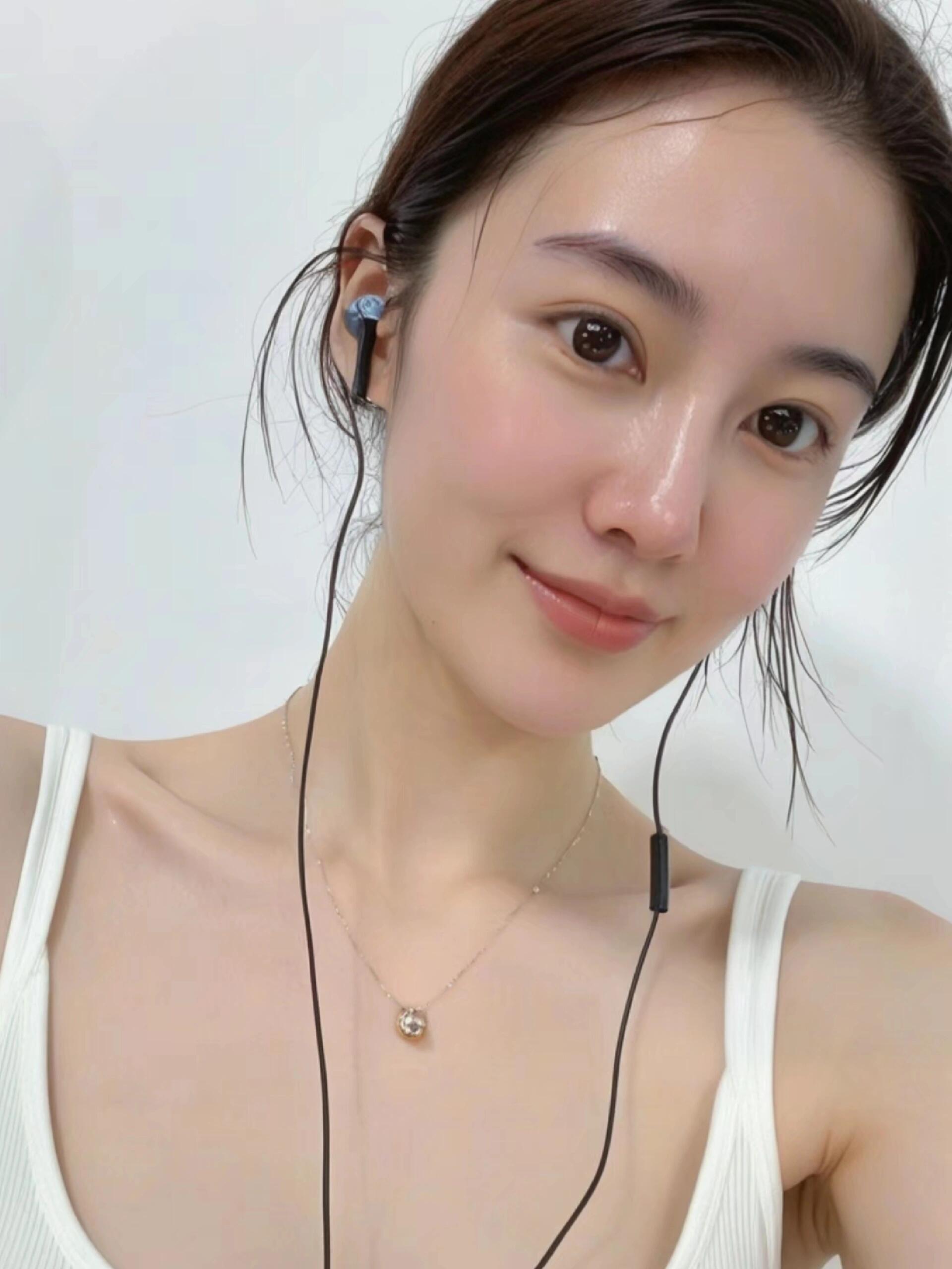 万千娇媚美少妇[28P]