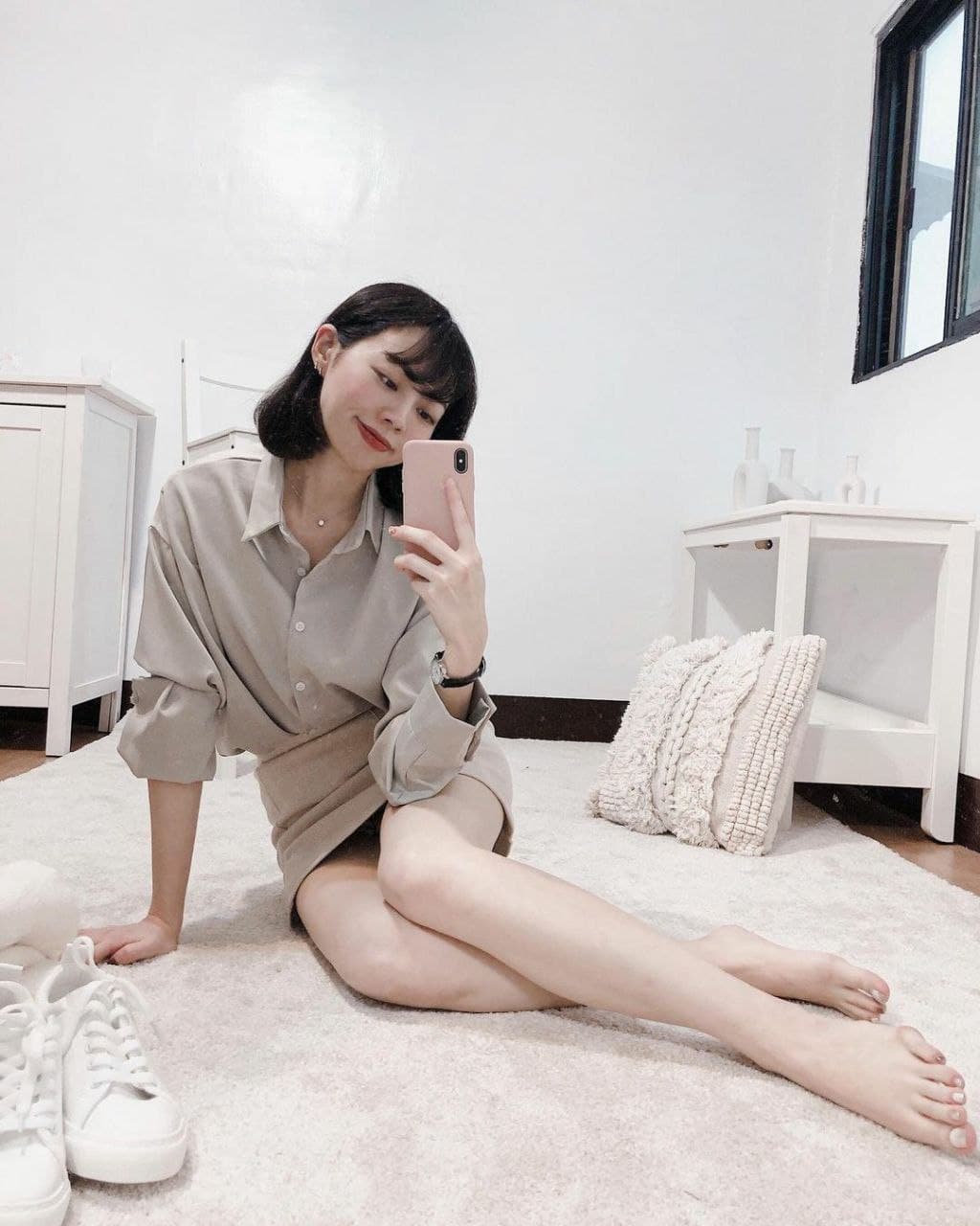 这样的美足 真想放在嘴里吸个不停