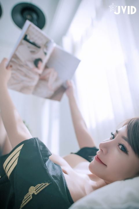 爆乳女神乐乐血脉喷张情欲空姐