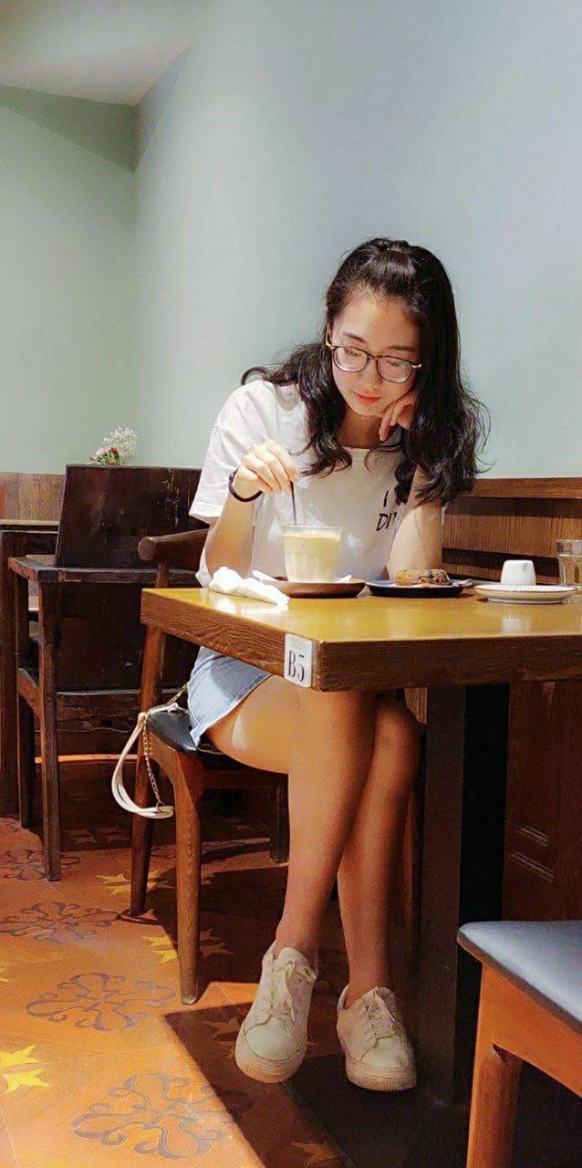 怕反差婊有文化，就怕反差婊戴眼镜