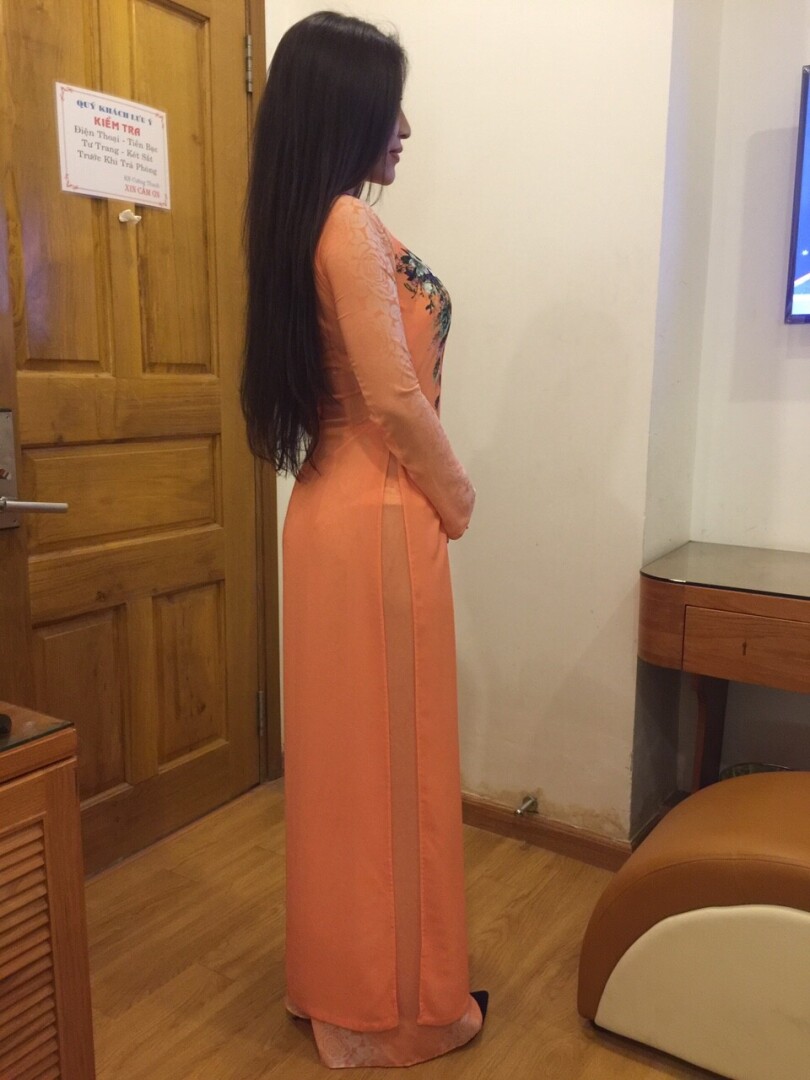 当美女为你转身