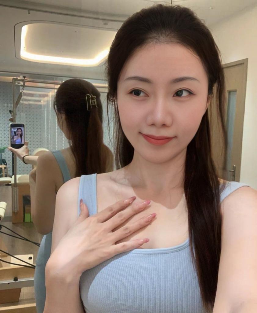 清纯美女姐姐[28P]