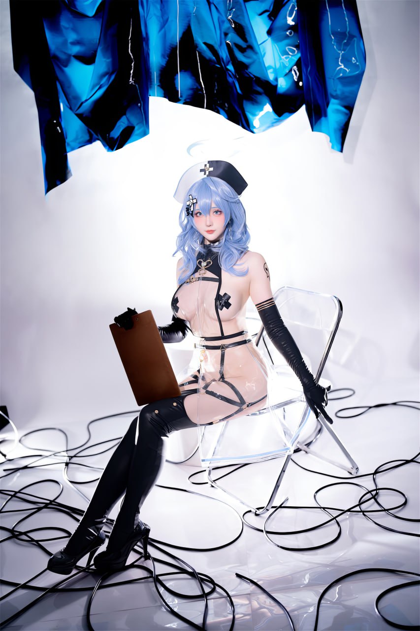 天雨亚子