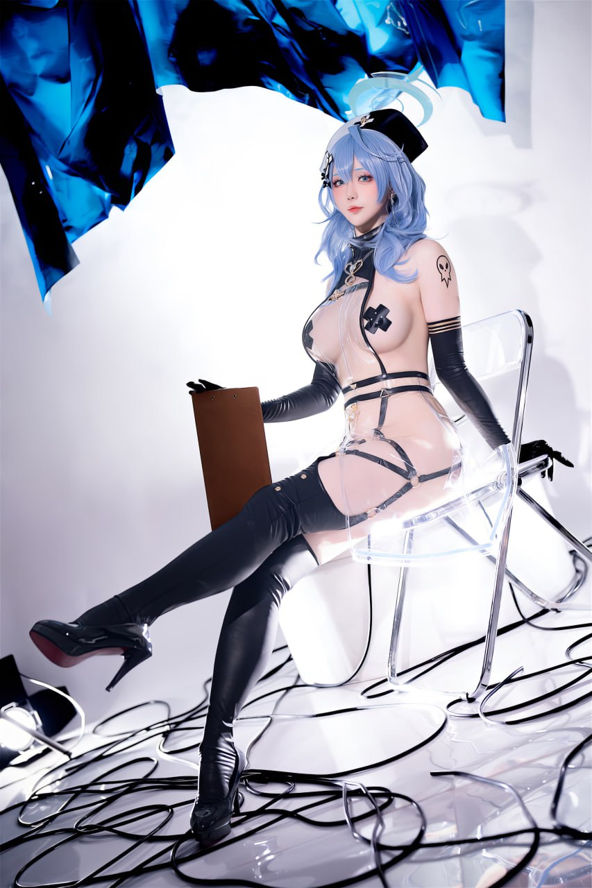 天雨亚子