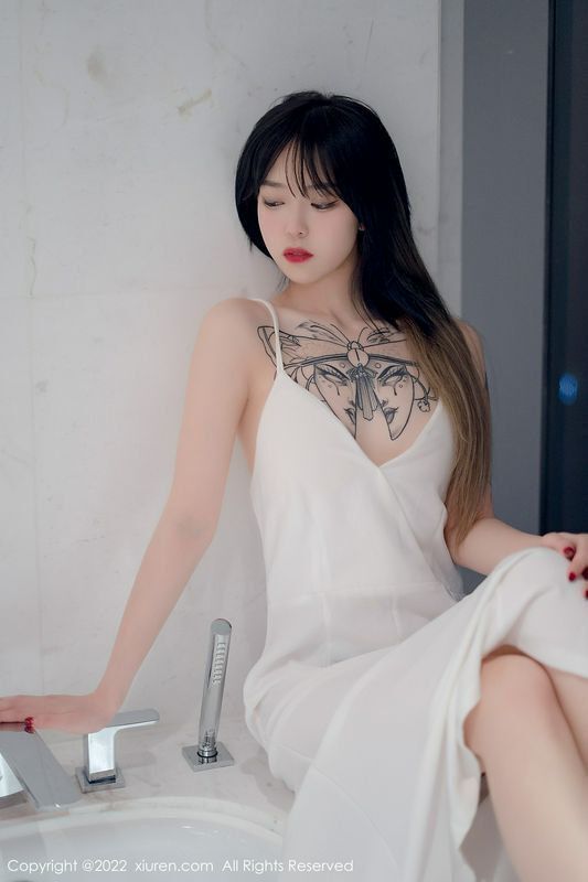 奶瓶. 完整版无水印写真