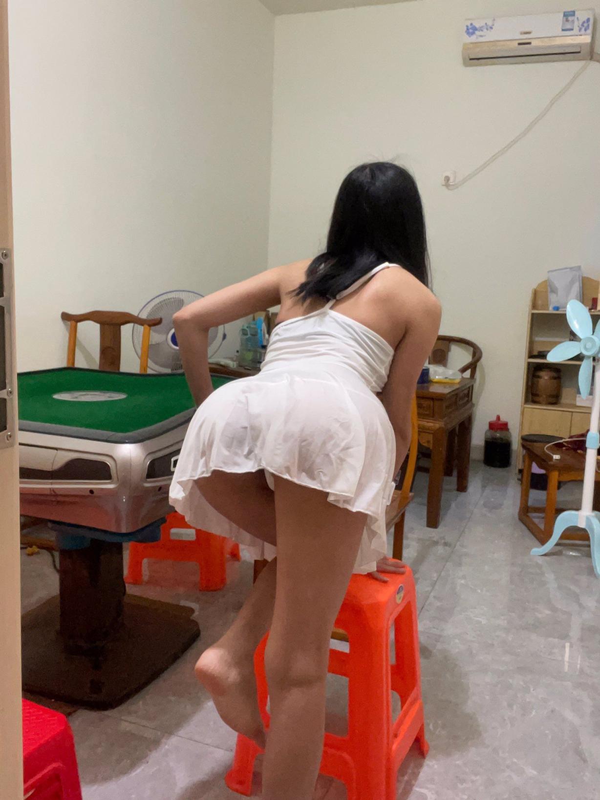 最爱嫩妹小母狗[100P]