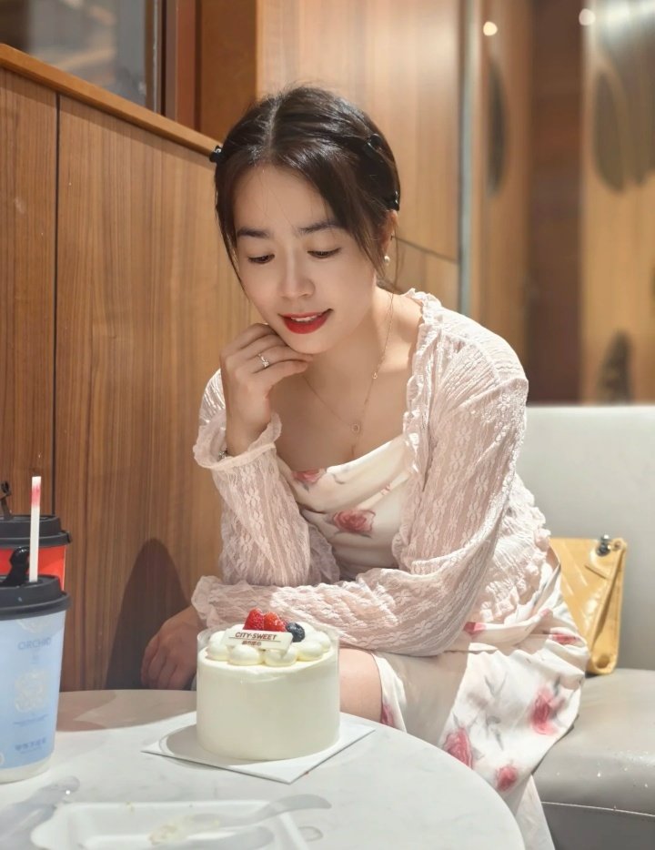 迷人的少妇[26P]
