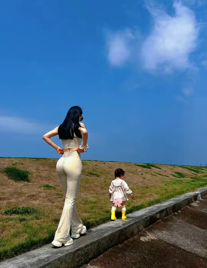 街拍瑜伽裤[14P]