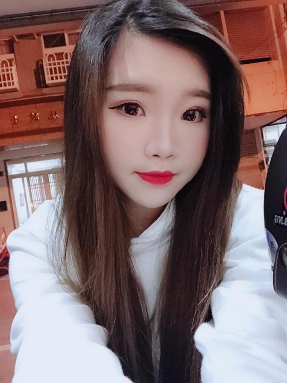 听说小妹被草哭了