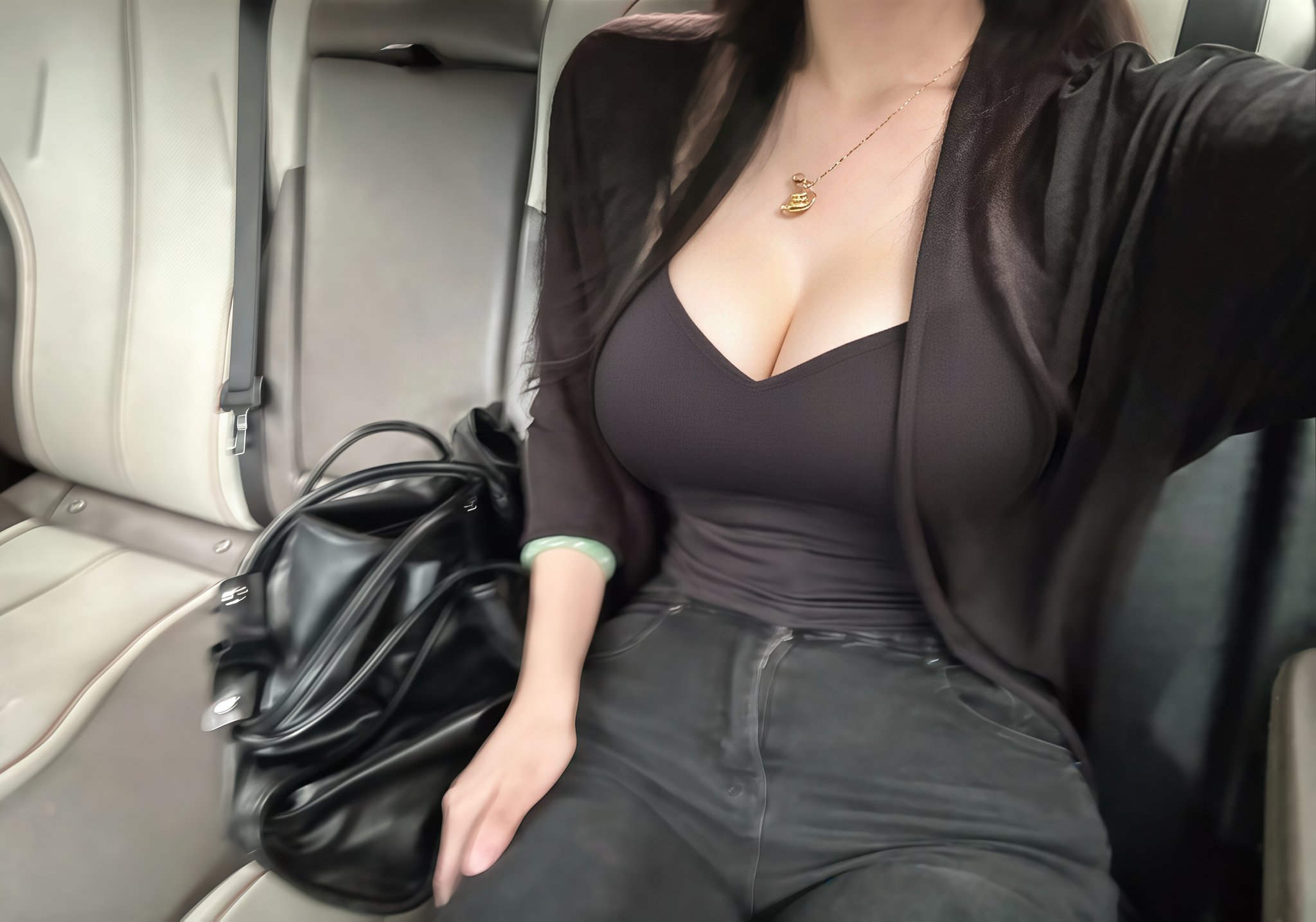 醉美是少妇的翘臀和酥胸 20250622