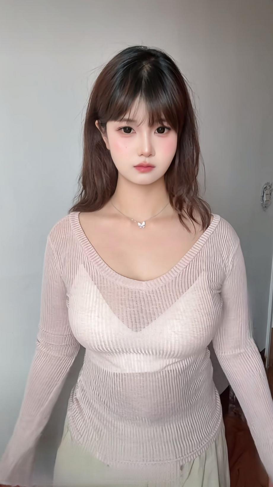 绝美胸模